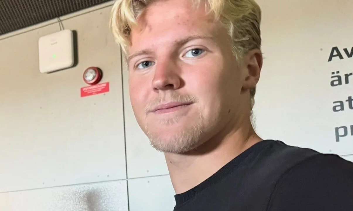 ADAM GUSTAFSSON